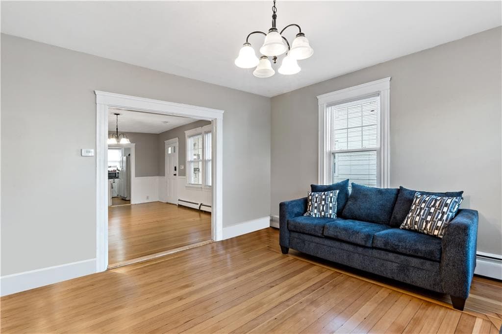 33 Ivy Street - Photo 3