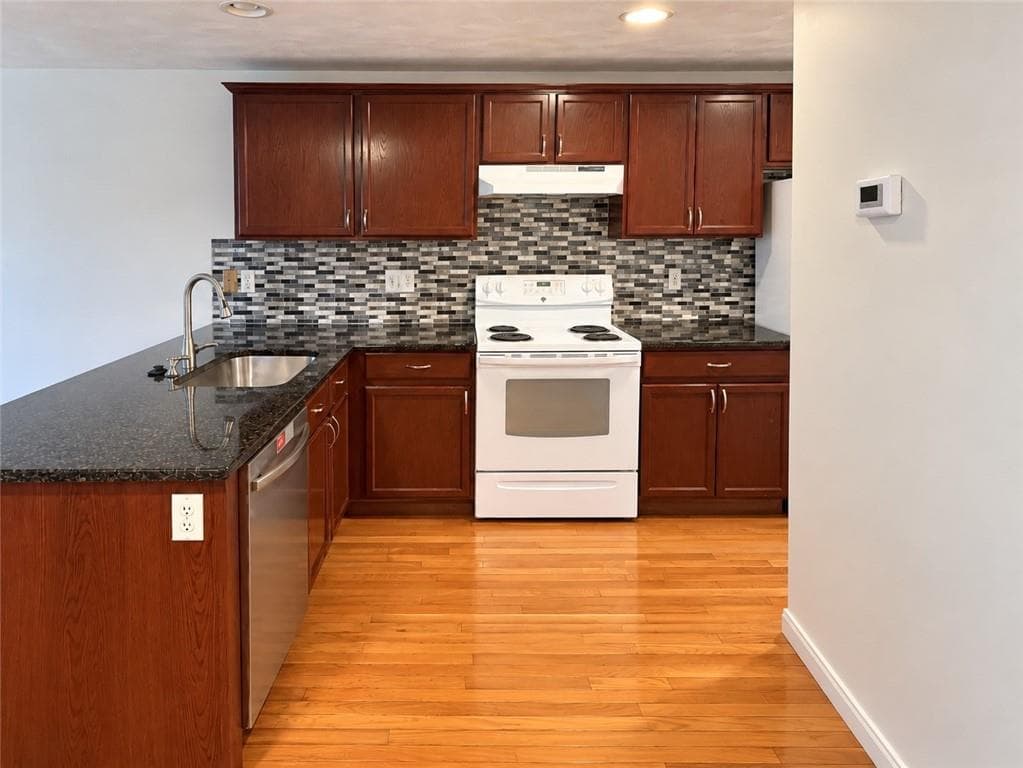 450 Providence Street #8 - Photo 5