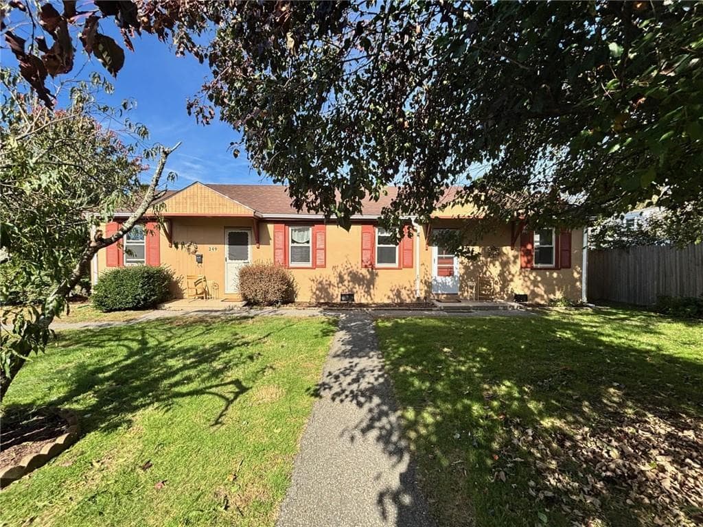 251 West Main Road