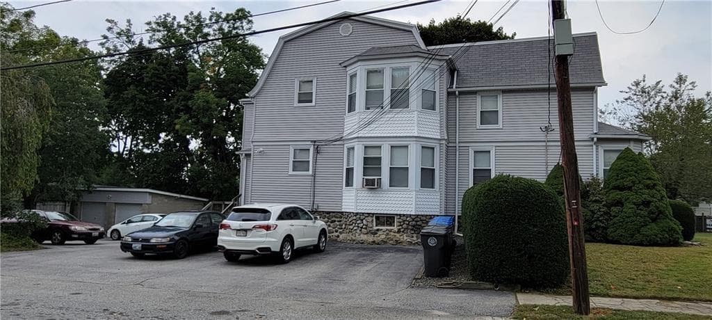 2215 cranston Street #2nd floor - Photo 4