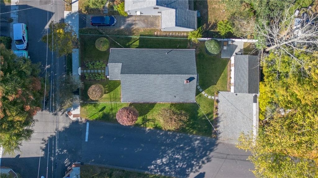 26 Vernon Avenue - Photo 2